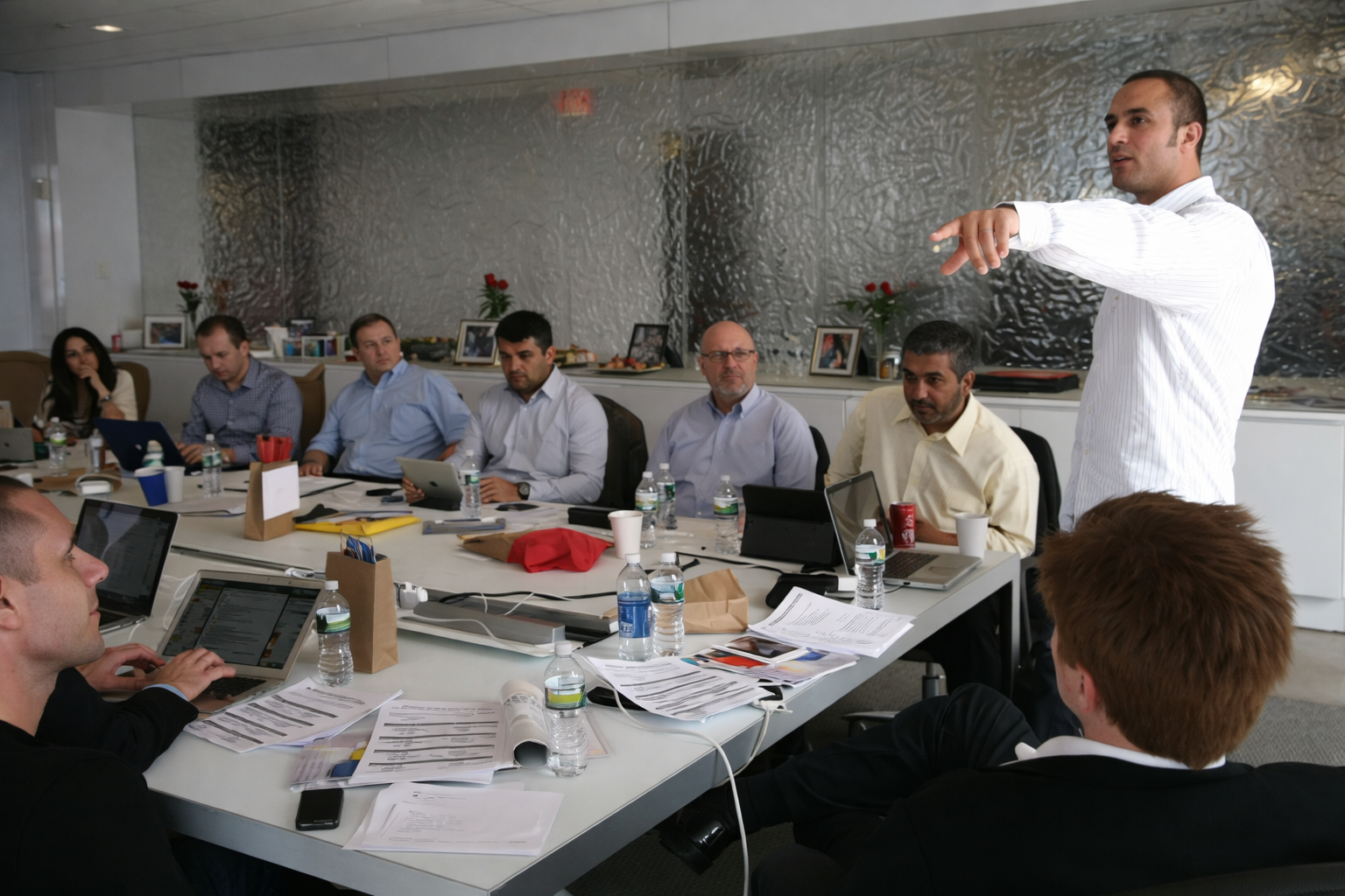 Chris Guerriero leading a business mastermind